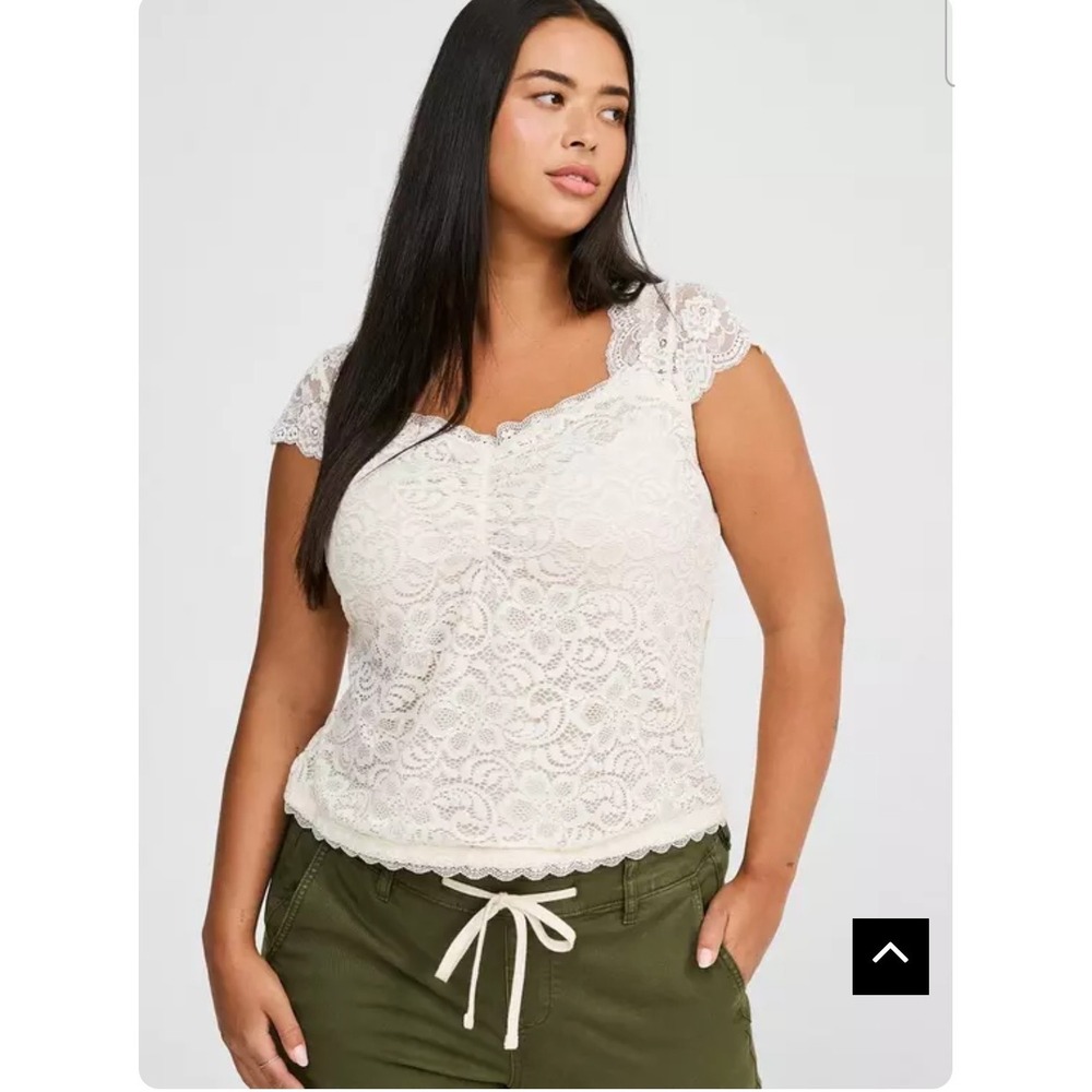 Torrid Sweetheart Cinch, Stretch Lace Top In Dew Size 6 (30) NWT